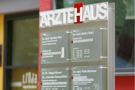 Ärztehaus Bad Schönborn Eingangsbereich